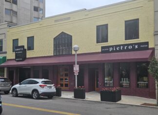 Coratti's has moved into the former Cottage Inn on William Street for its Ann Arbor home. Photograph by Drew Saunders.