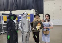 Stars Interact with Fans at Motor City Comic Con